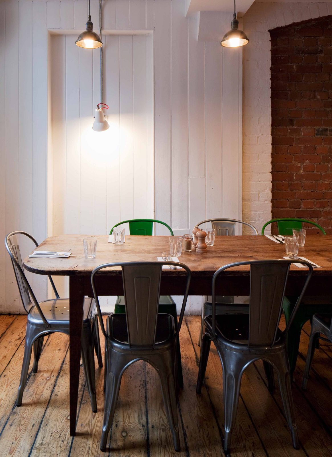 Lighting Minimal Stylish Interior Design Dining Table Restaurant Studio N