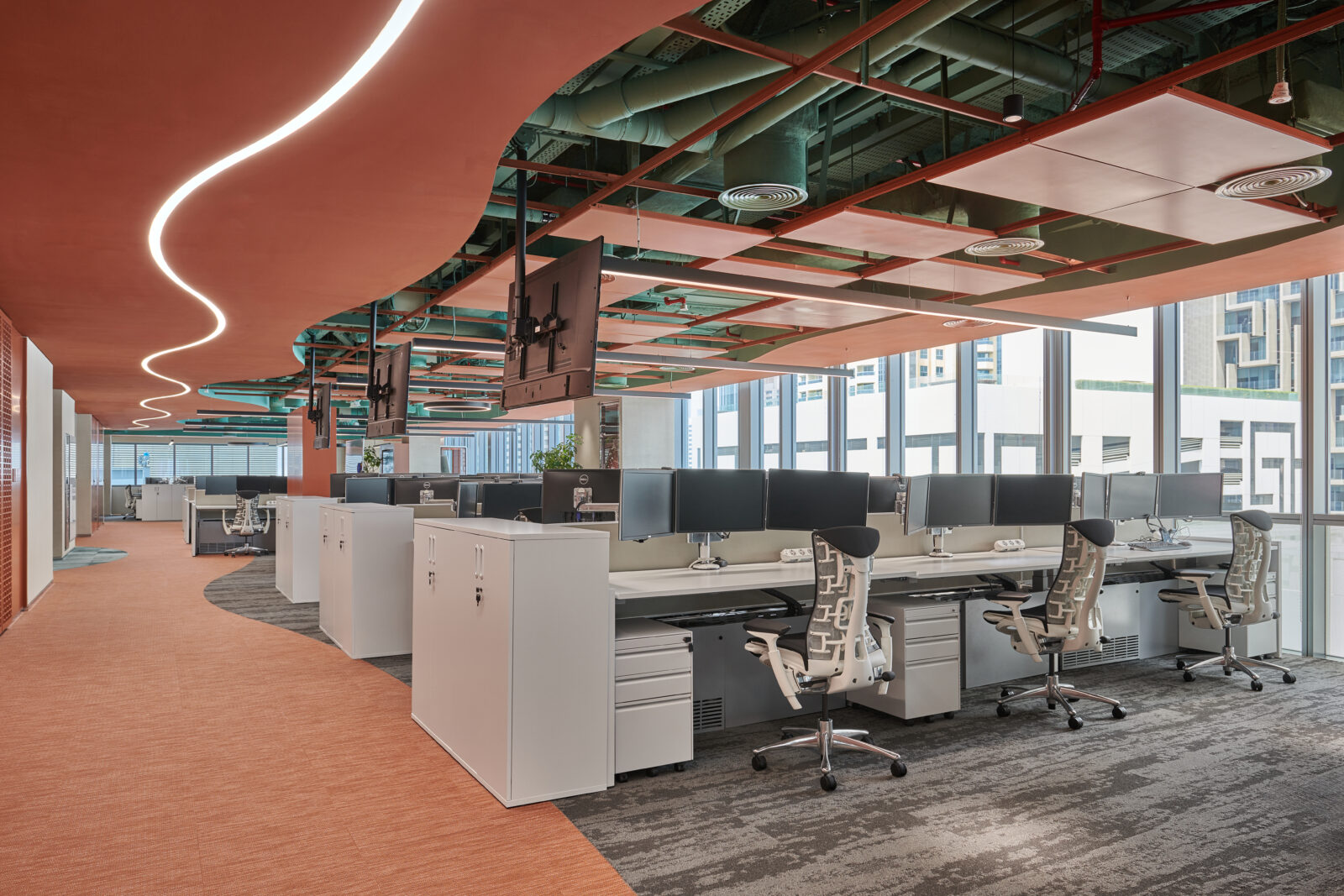 Architectural Lighting Scheme OQ Trading Integrated Linear Curved Light Workstation Space Dubai Consultants Studio N